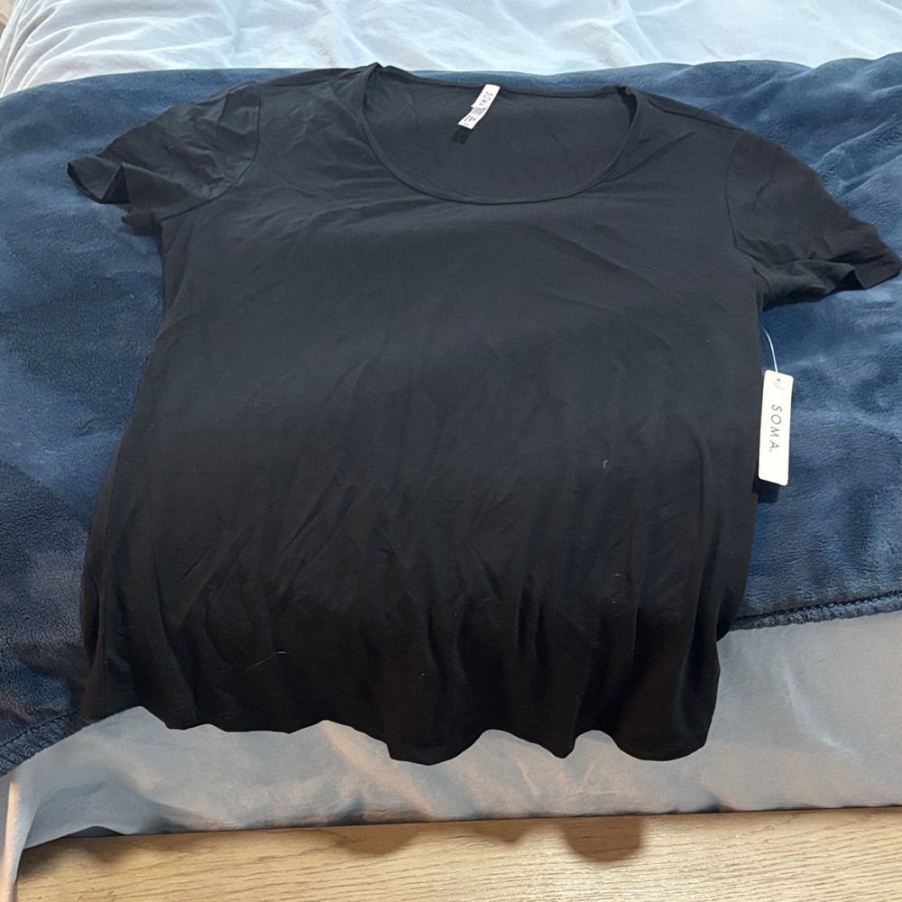 Soma Black Short Sleeve Tee